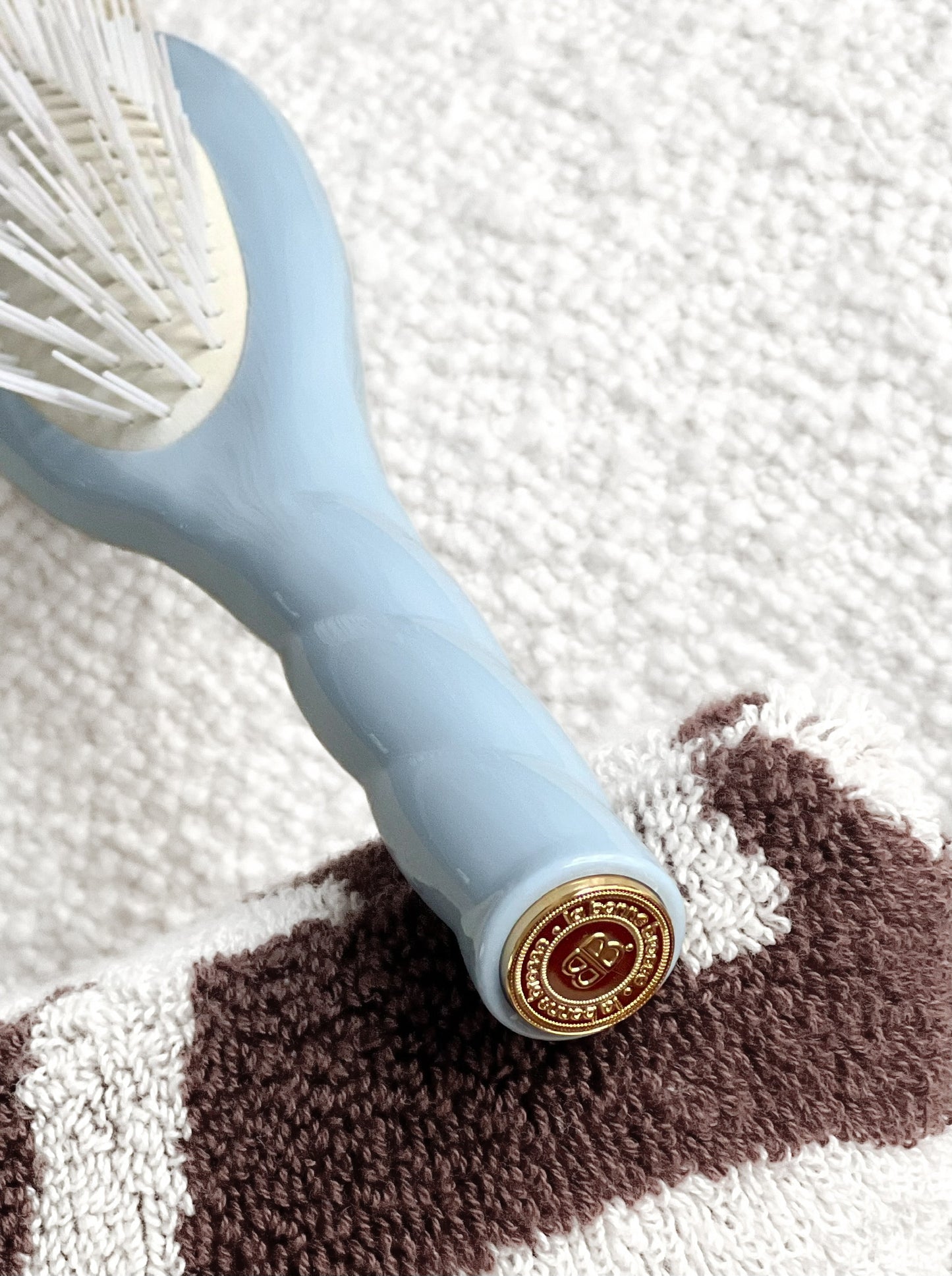 N.07 La Petite Brosse Démêlante & Stimulante l'Intense Bleu Ciel