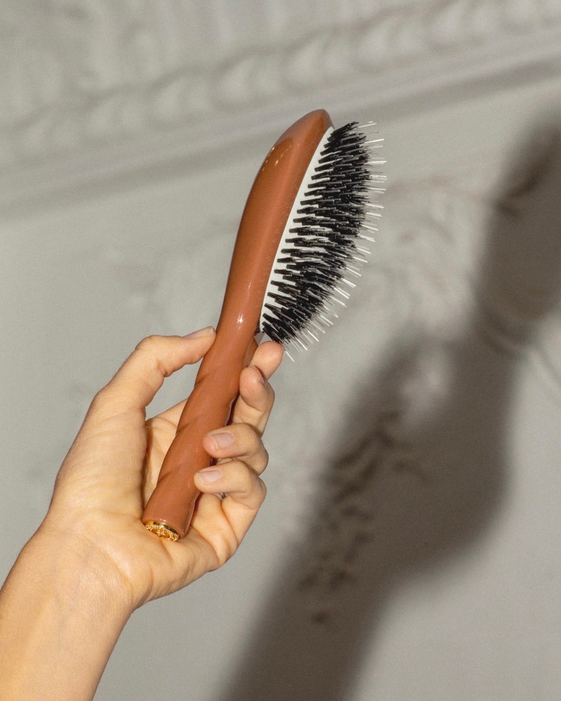 N.02 The Care & Detangling Hair Brush THE ESSENTIAL Terracotta