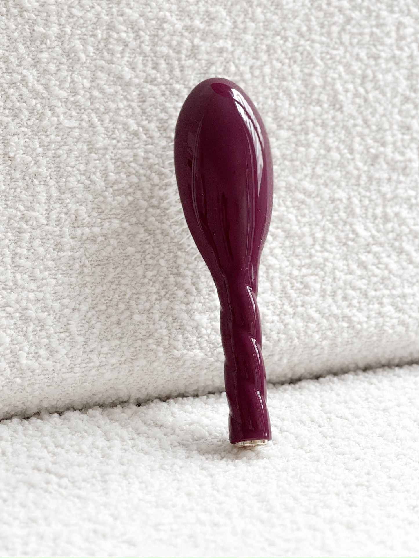 N.07 La Petite Brosse Démêlante & Stimulante l'Intense Rouge Cerise