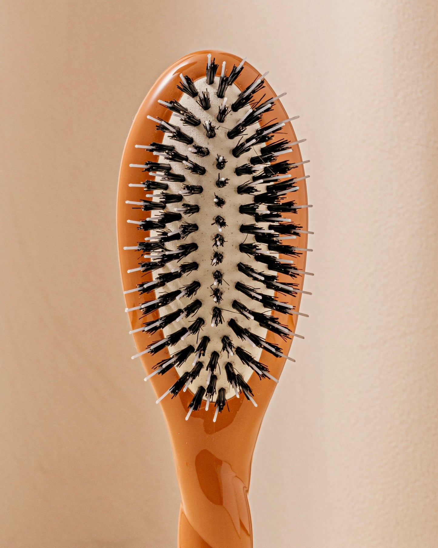 N.02 La Petite Brosse Démêlante & Soin l'Indispensable Terracotta