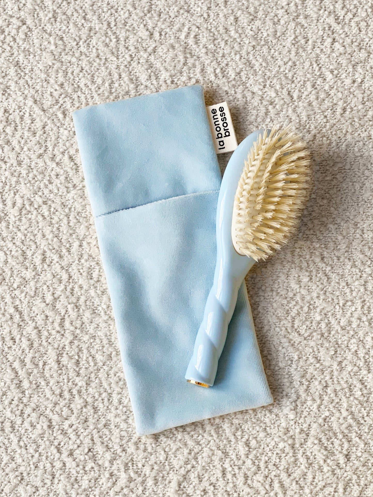 N.06 La brosse bébé MA PREMIÈRE BROSSE Bleu Ciel