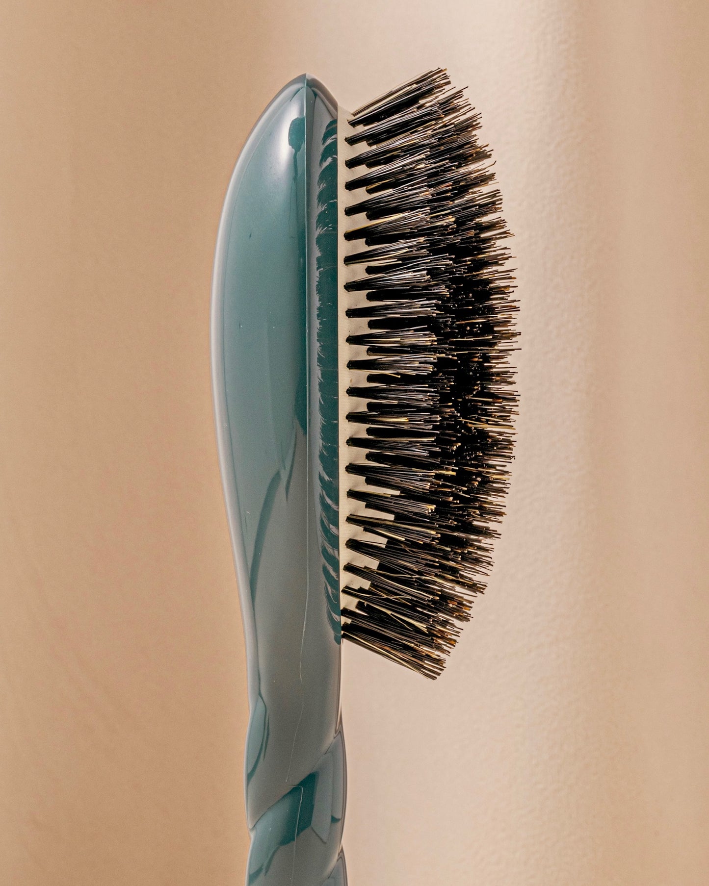 N.01 The Shine & Care Hair Brush THE UNIVERSAL Blue