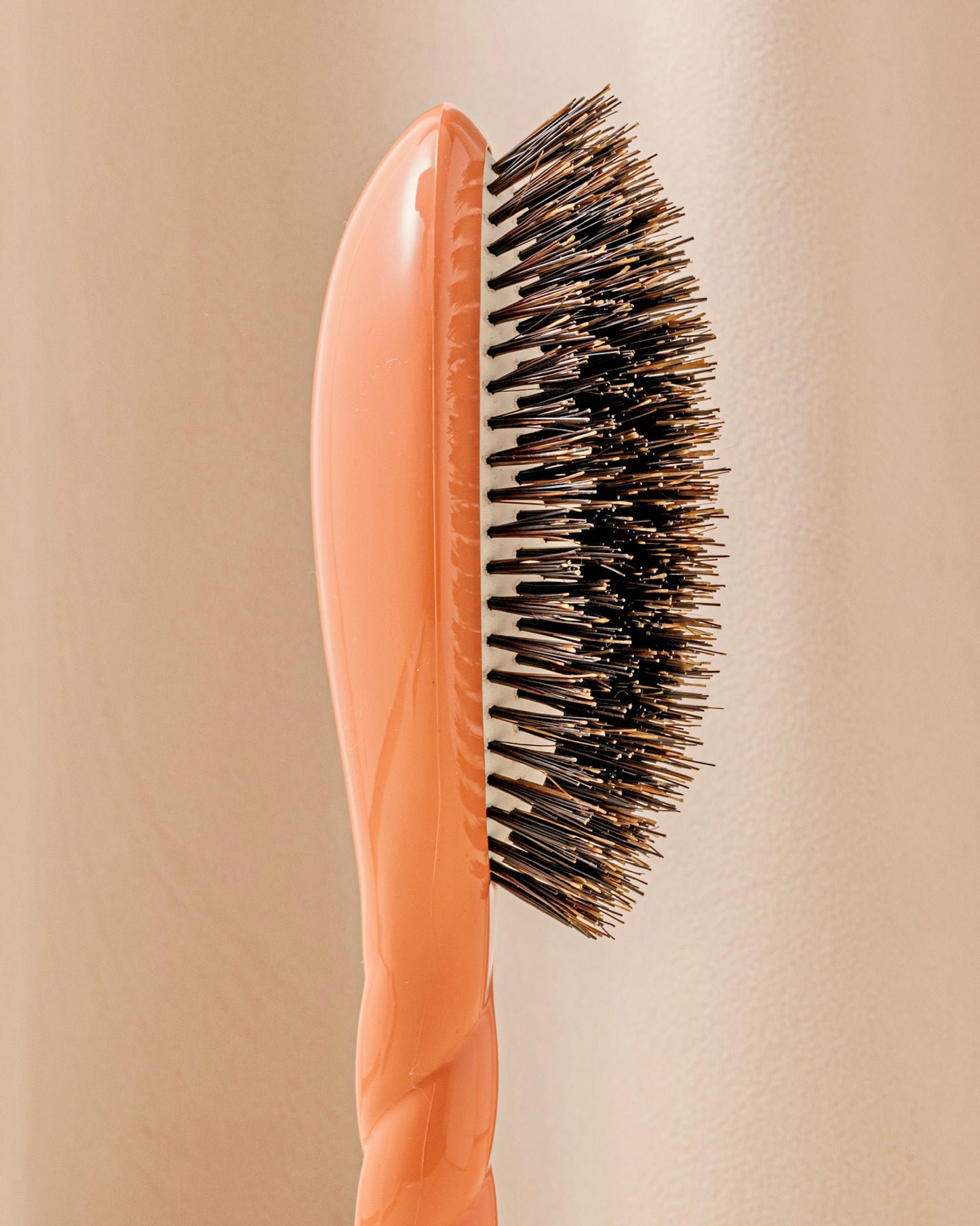 N.01 La Brosse Brillance & Soin l'Universelle Corail