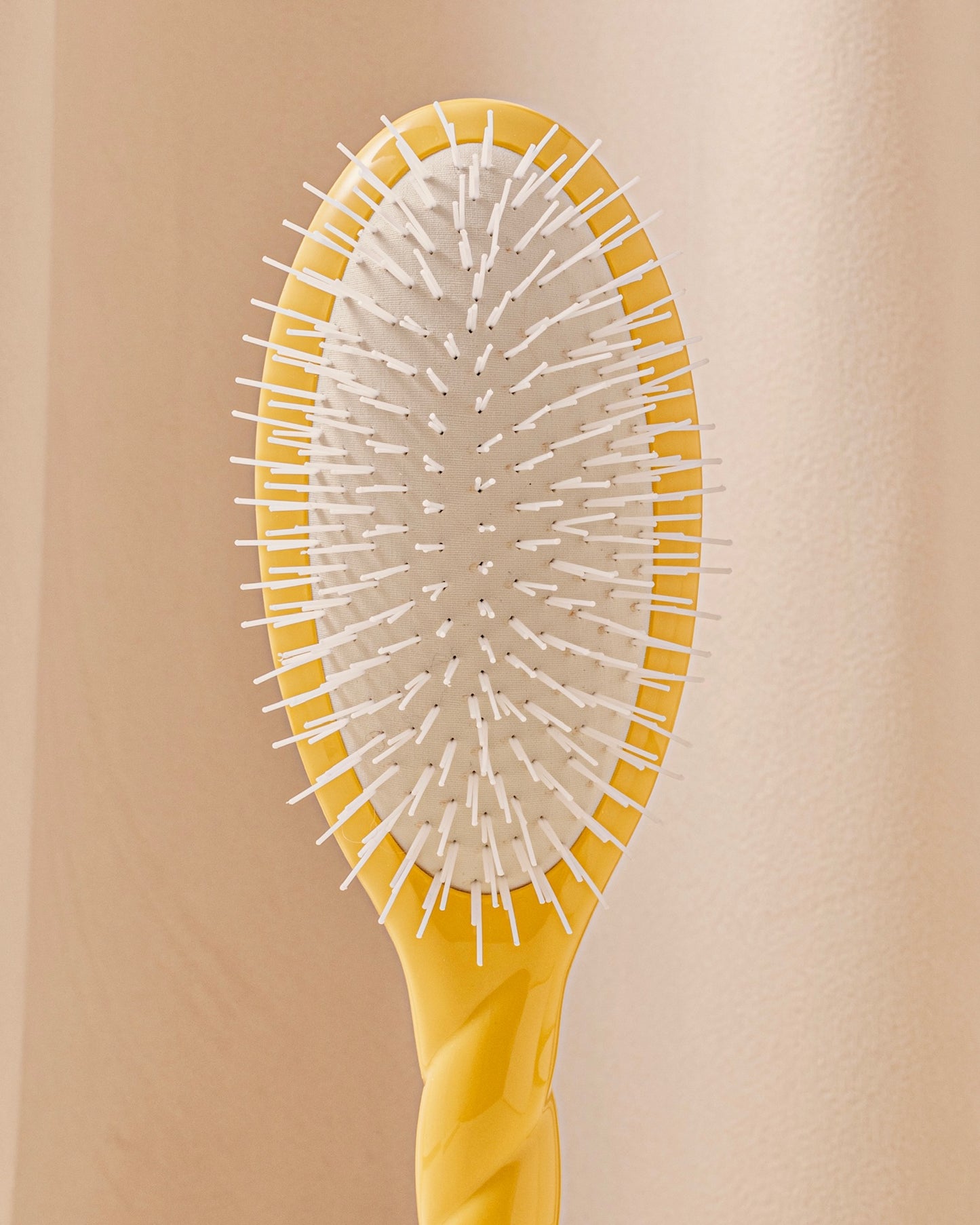 N.07 La Brosse Démêlante & Stimulante l'Intense Jaune Safran