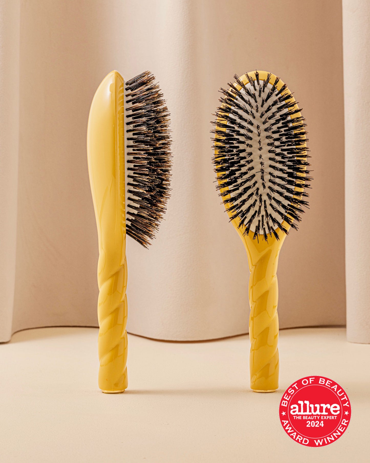 N.01 La Brosse Brillance & Soin l'Universelle Jaune Safran