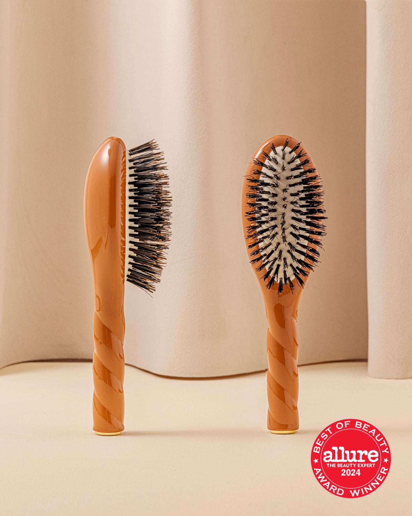 N.01 La Petite Brosse Brillance & Soin l’Universelle Terracotta