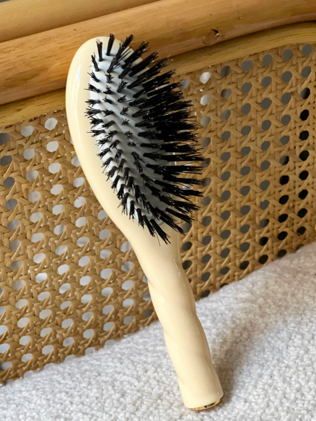 N.01 The Small Shine & Care Hair Brush THE UNIVERSAL Ivory Cair