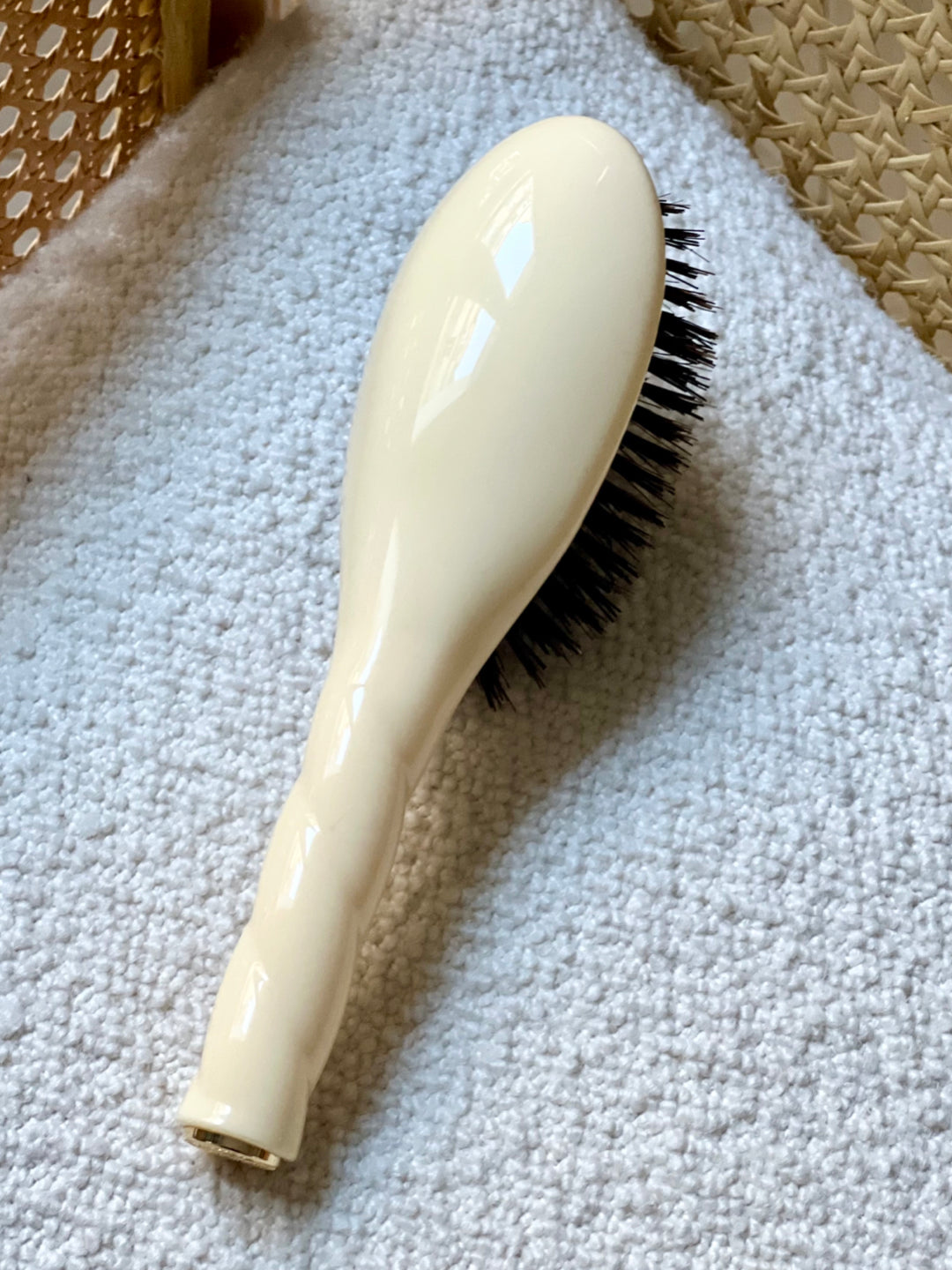 N.01 The Small Shine & Care Hair Brush THE UNIVERSAL Ivory Cair