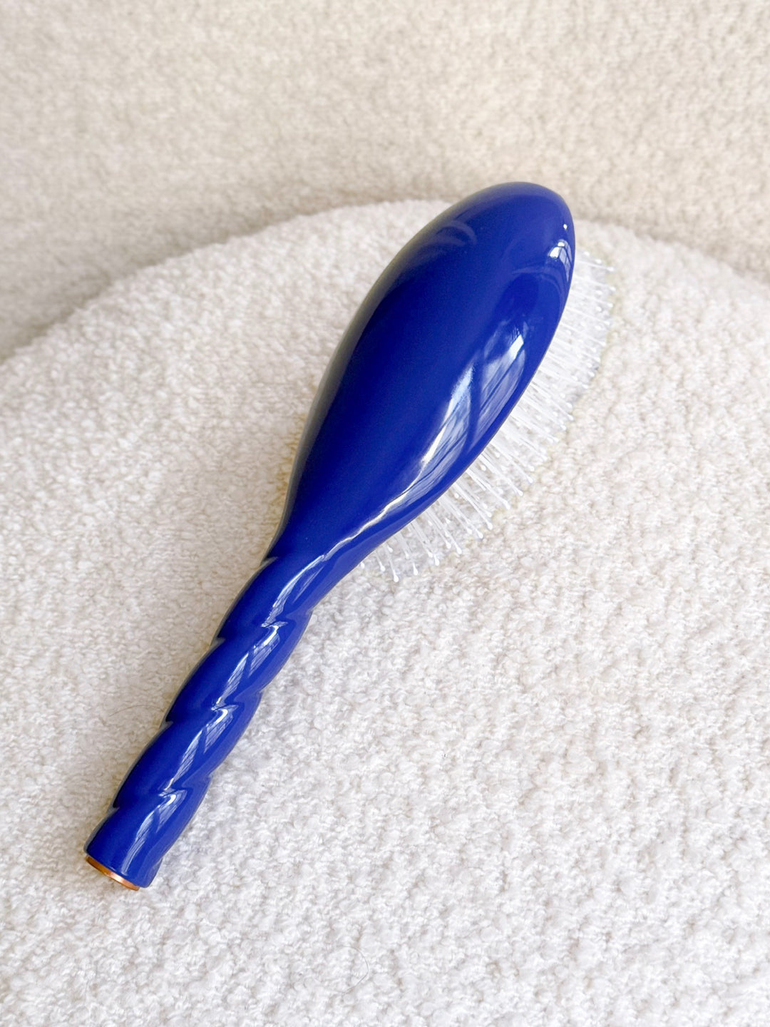 La Bonne Brosse x Augustinus Bader N.04 La Brosse Démêlante & Massante La Miracle
