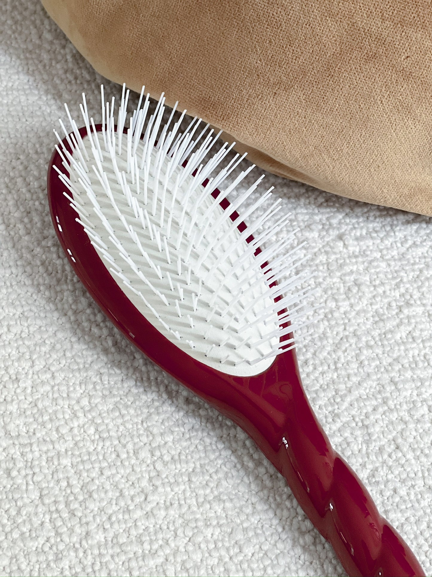 N.07 La Brosse Démêlante & Stimulante l'Intense Rouge Cerise