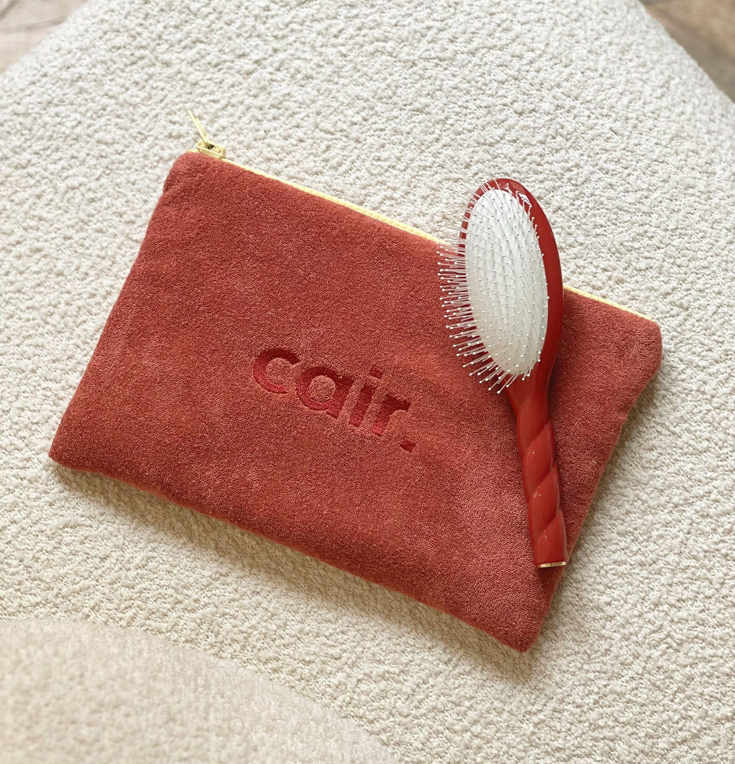 La Pochette Éponge Cair