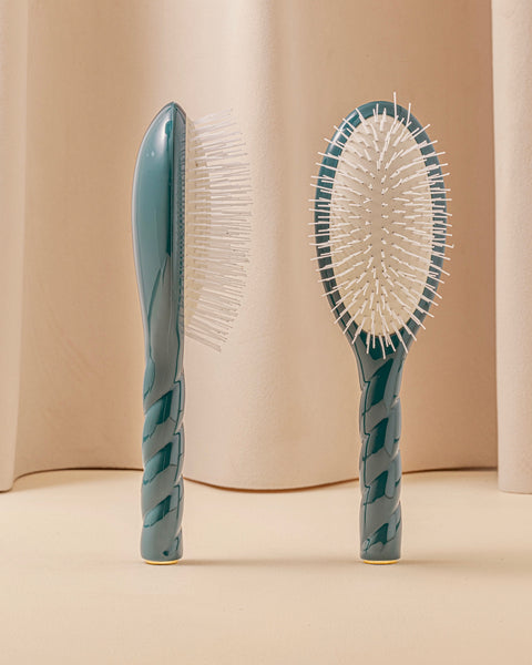 N.07 La Brosse Démêlante & Stimulante l'Intense Bleu Encre - Image 1