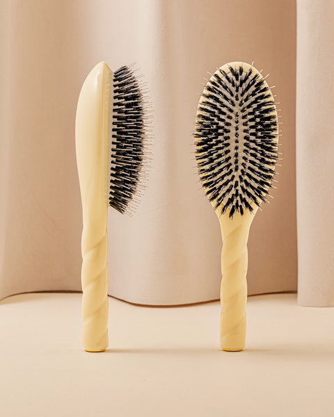 N.02 La Brosse Démêlante & Soin l'Indispensable Ivoire Cair - Image 1
