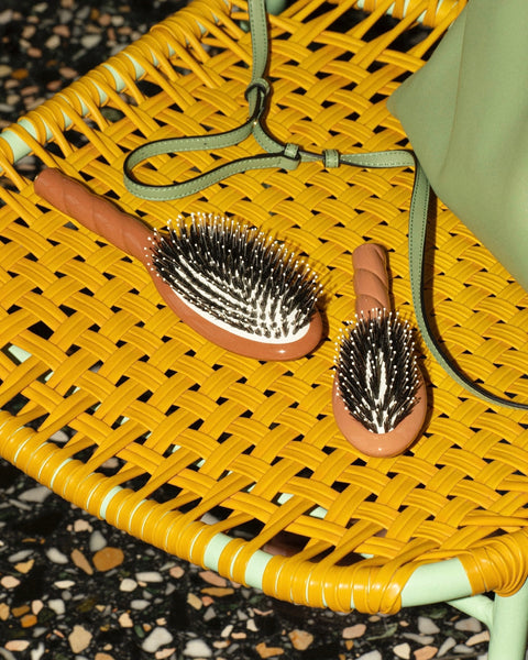 N.03 La Petite Brosse Cuir Chevelu Sensible l'Indispensable Douceur Terracotta - Image 2