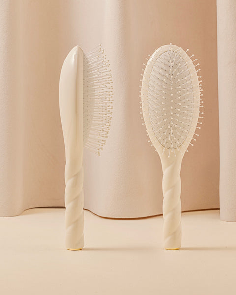 N.04 La Brosse Démêlante & Massante La Miracle Blanc Crème - Image 1