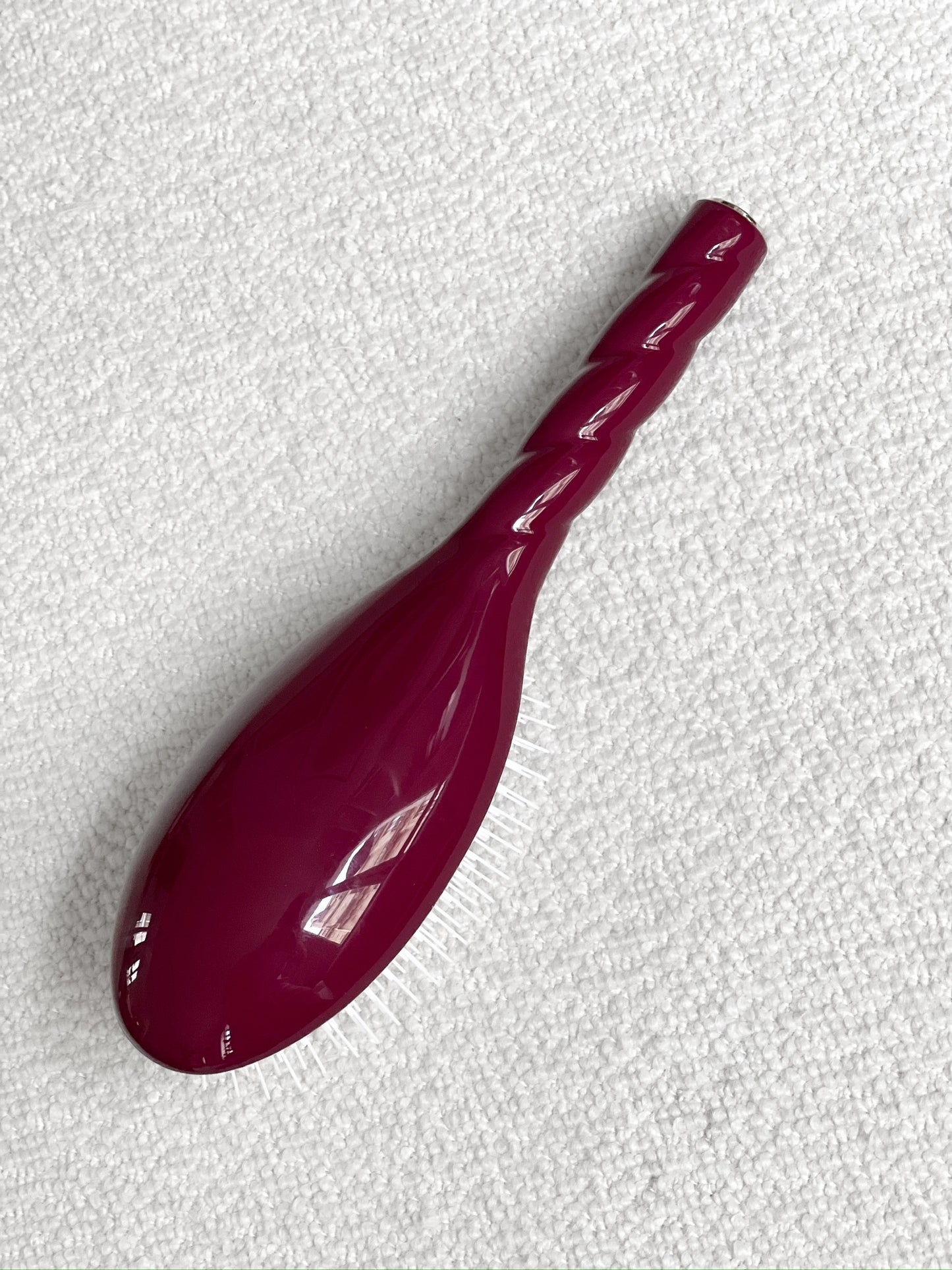 N.07 La Brosse Démêlante & Stimulante l'Intense Rouge Cerise