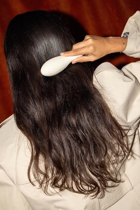 N.07 La Petite Brosse Démêlante & Stimulante l'Intense Blanc Crème - Image 2
