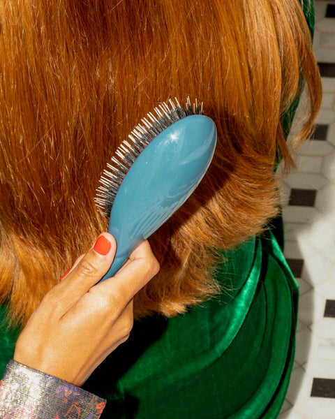 N.02 La Brosse Démêlante & Soin l'Indispensable Bleu Encre - Image 2