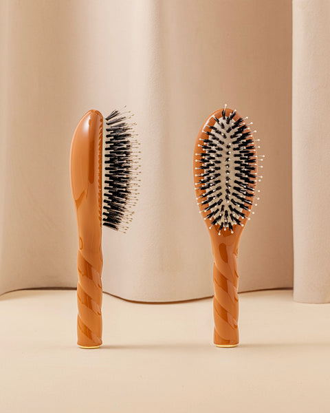 N.03 La Petite Brosse Cuir Chevelu Sensible l'Indispensable Douceur Terracotta - Image 1