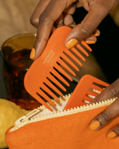 Limited Edition The Small Wide Detangling Comb in Orange Seventies Acetate - Image 3