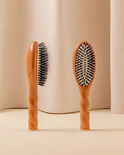 N.02 La Petite Brosse Démêlante & Soin l'Indispensable Terracotta - Image 1