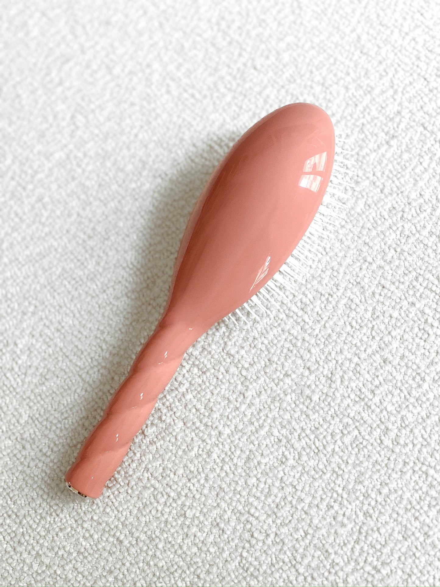 N.07 La Brosse Démêlante & Stimulante l'Intense Corail