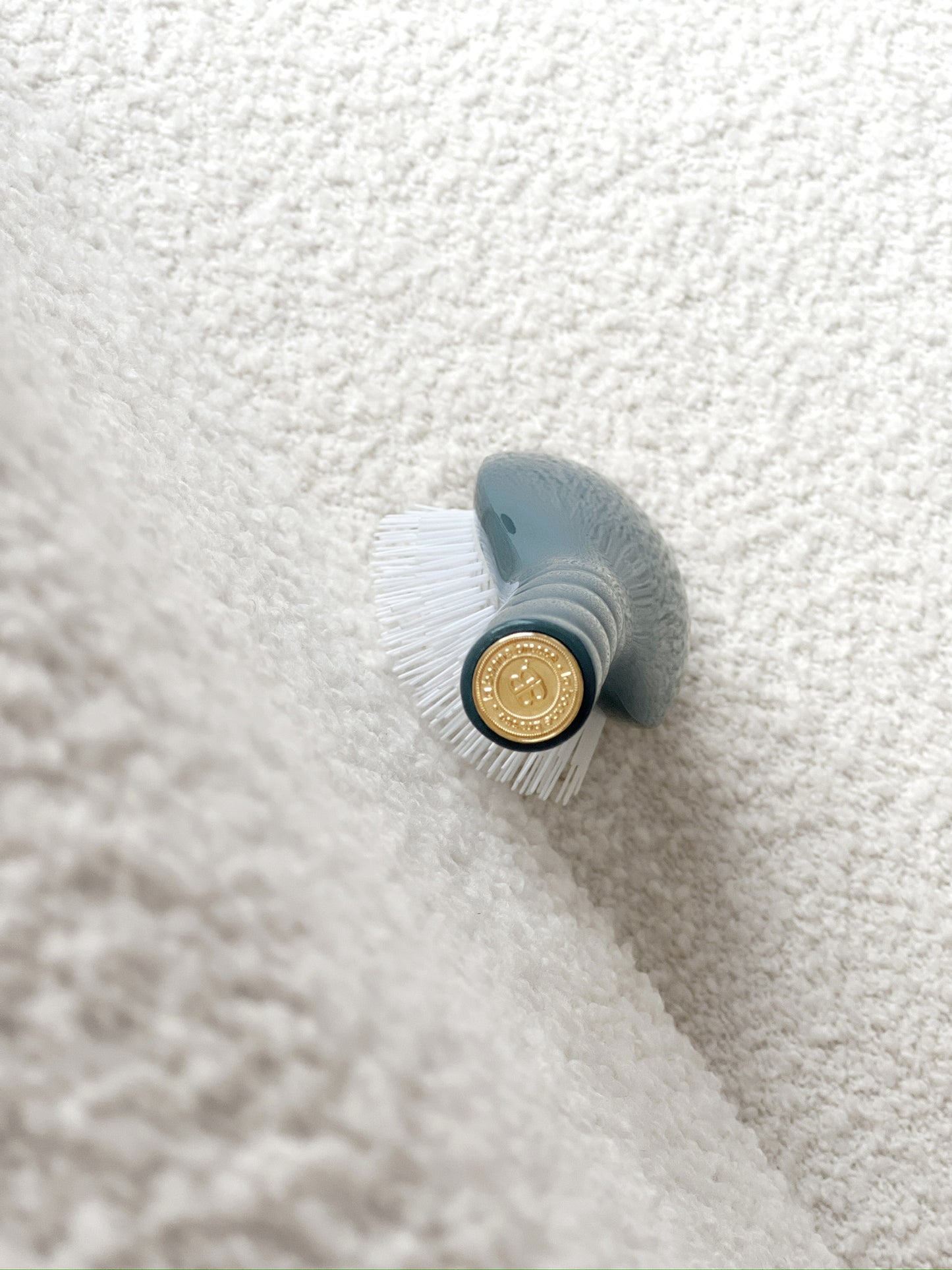 N.07 La Brosse Démêlante & Stimulante l'Intense Bleu Encre