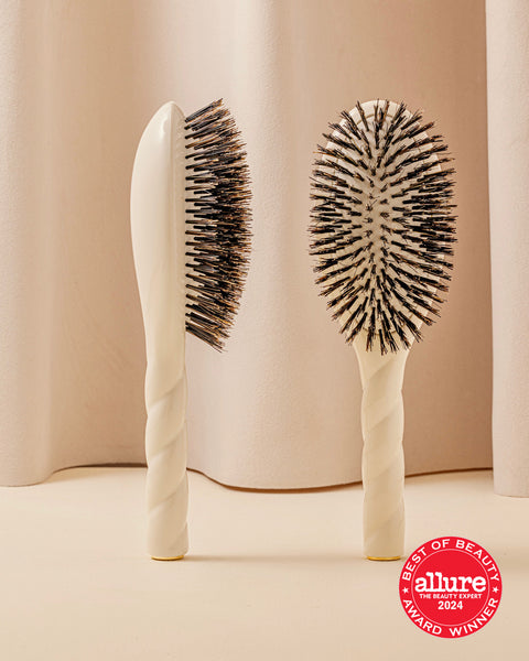 N.01 The Shine & Care Hair Brush THE UNIVERSAL Creamy White - Image 1