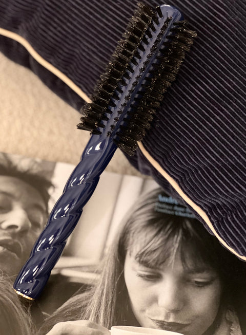 N.05 La Brosse Ronde Volume & Style Bleu Myrtille - Image 3