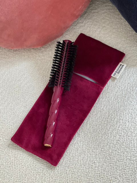 La Pochette "Brosse Ronde N.05" Rouge Cerise - Image 2