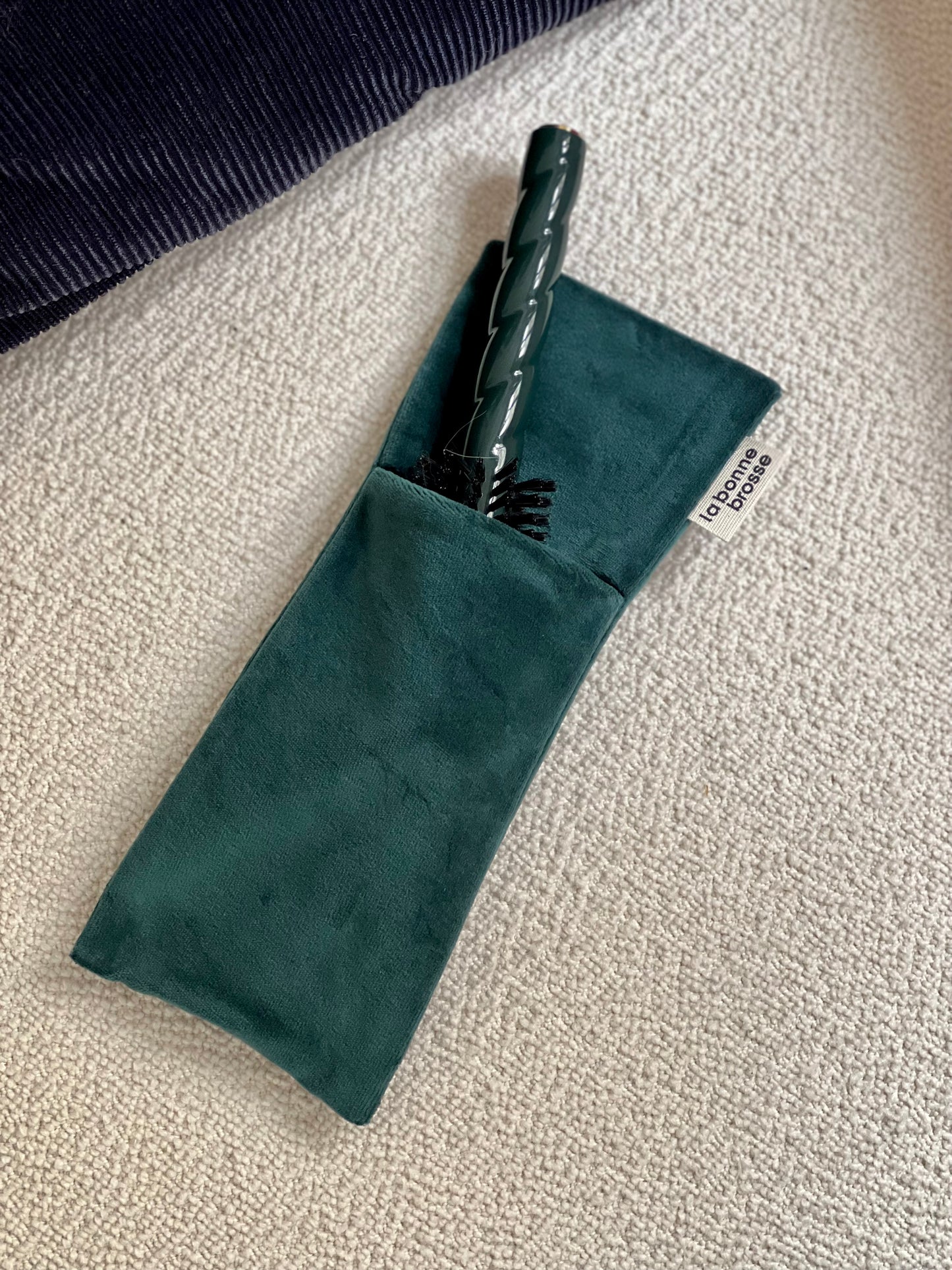 La Pochette "Brosse Ronde N.05" Vert Émeraude