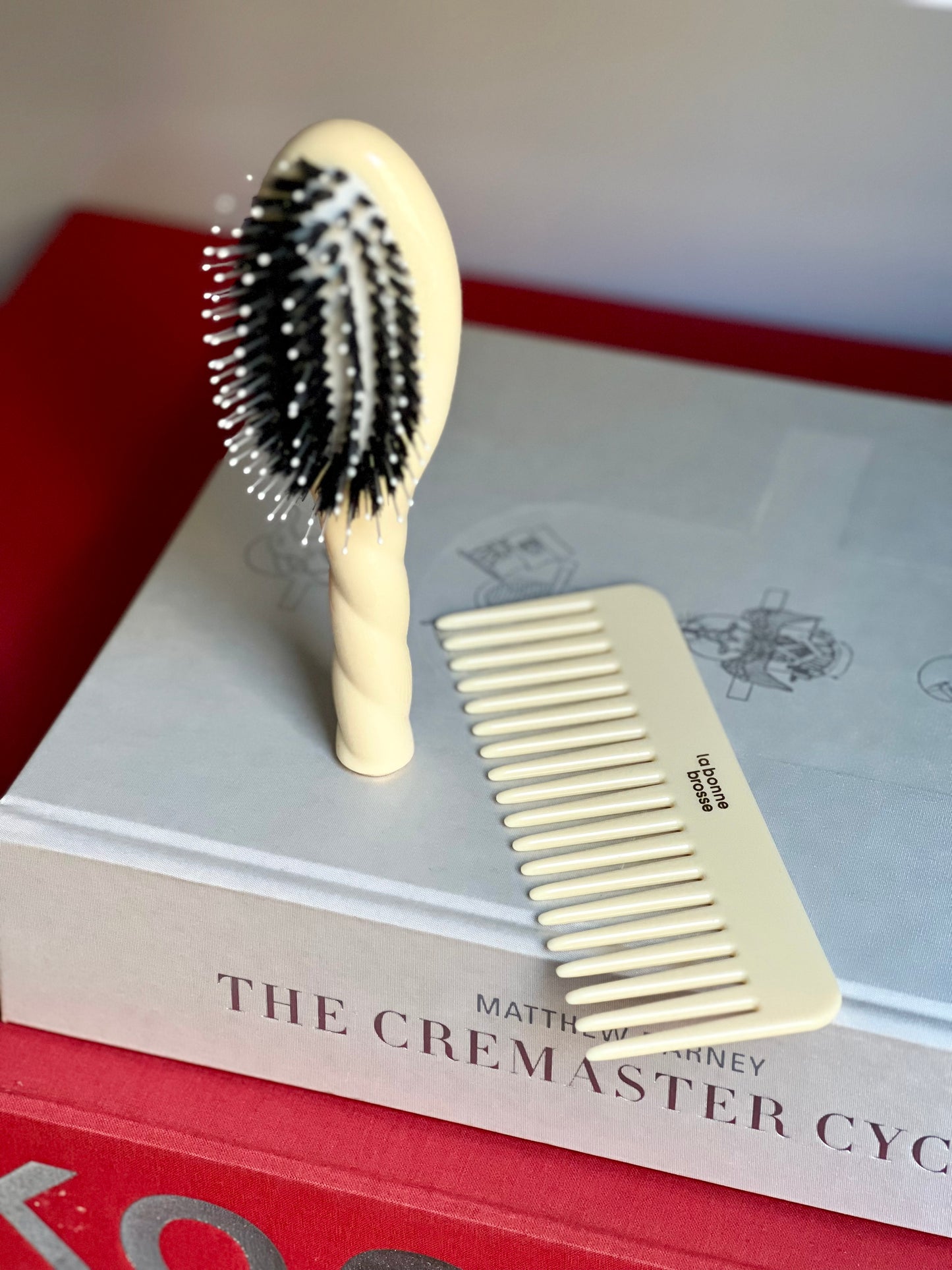 The Large Detangling Comb in Acetate Ivory Cair