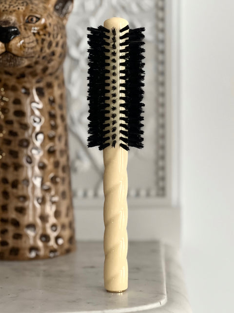 N.05 La Brosse Ronde Volume & Style Ivoire Cair - Image 3