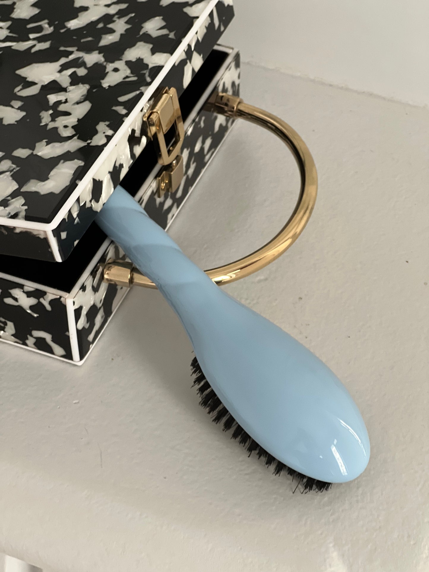 N.01 La Petite Brosse Brillance & Soin l’Universelle Bleu Ciel